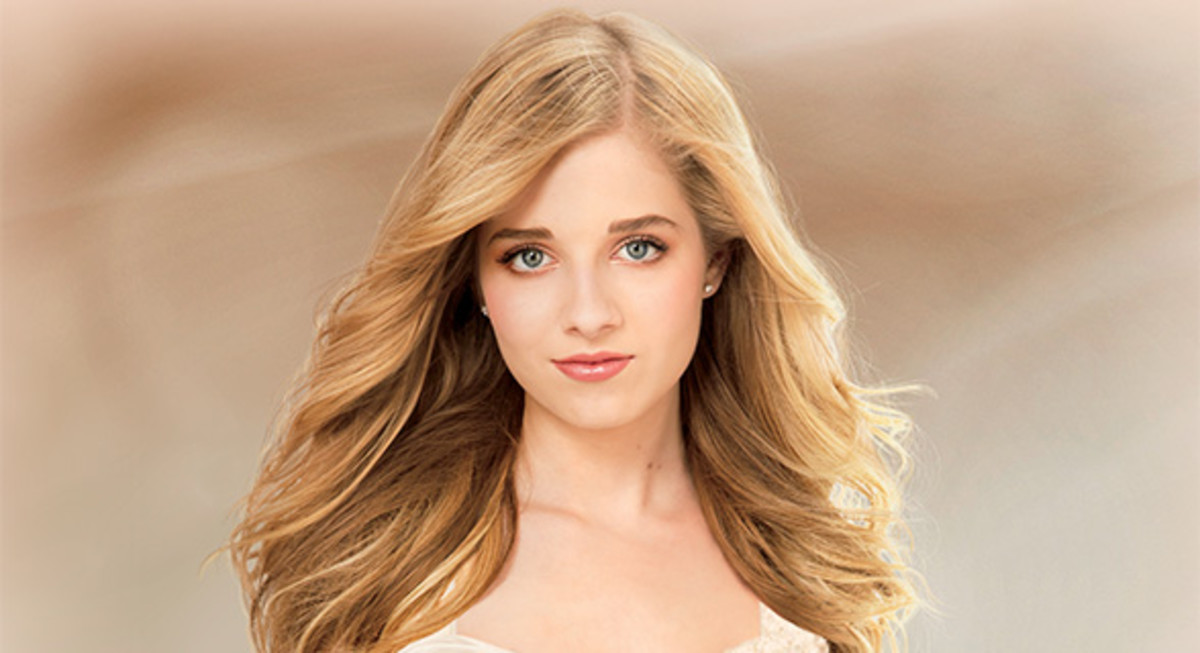 2. The Best Makeup for Blonde Hair - wide 1