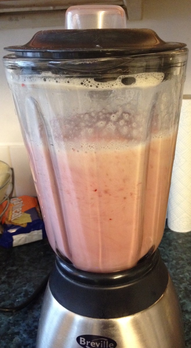 How to Make a Strawberry and Banana Smoothie - HubPages