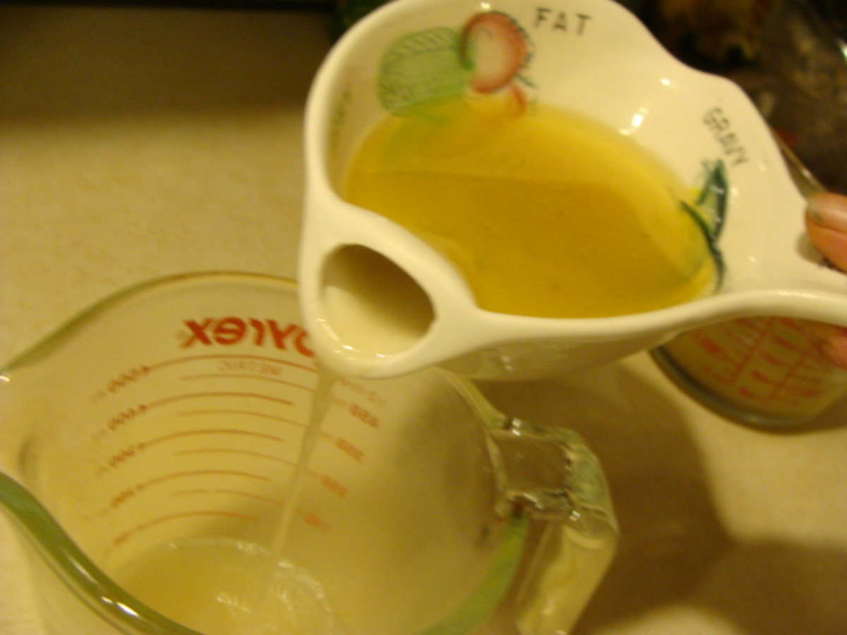 as you pour the fat will stay in the separator and your broth will have little fat in it.