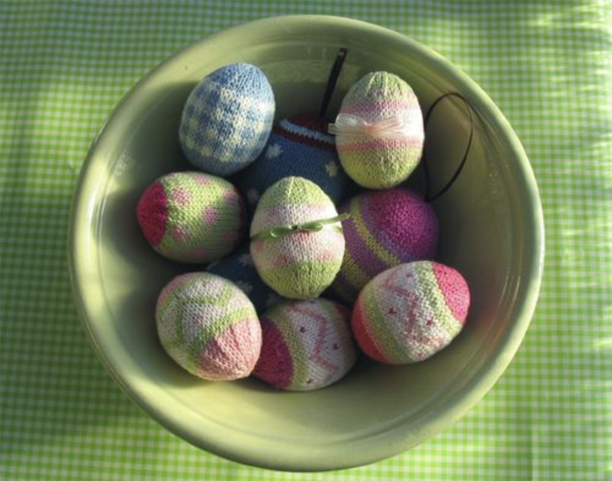 Knitted Easter Egg Decoration