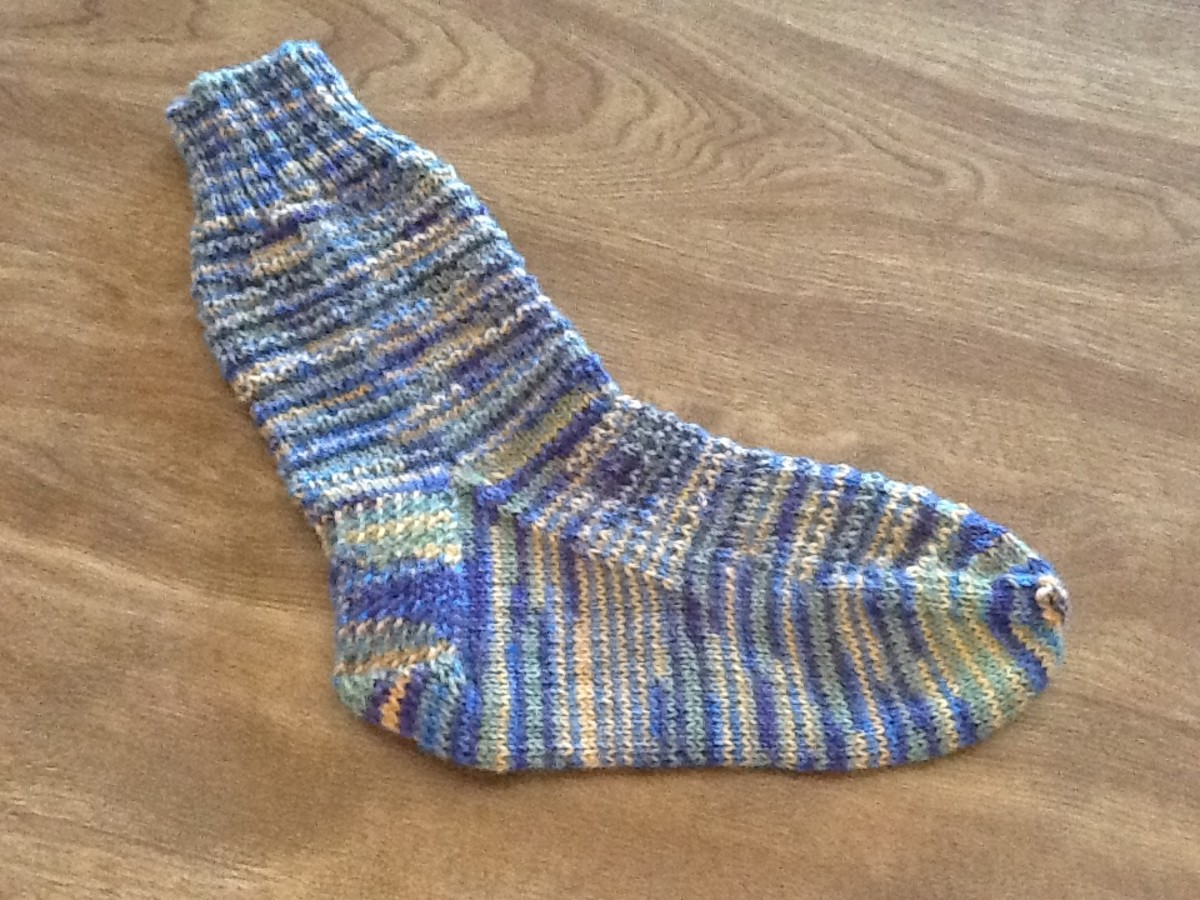 free-sock-pattern-to-knit-bejeweled