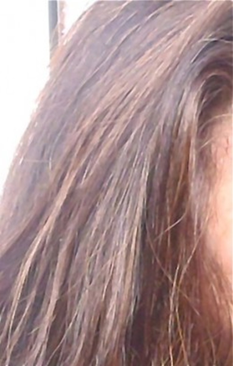 henna-for-hair-keep-gray-at-bay-the-natural-way