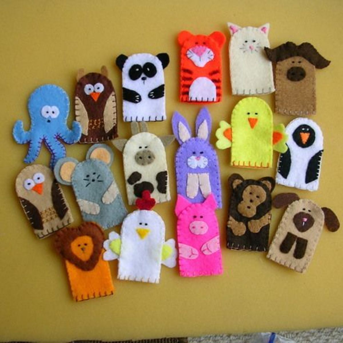 Looking Cute Toys Start With Soft Plush Animal Finger Puppets