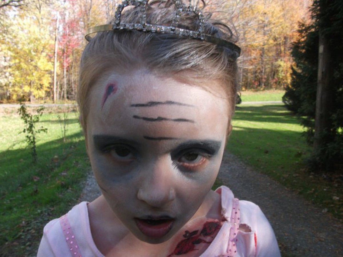 easy-zombie-princess-costume-idea