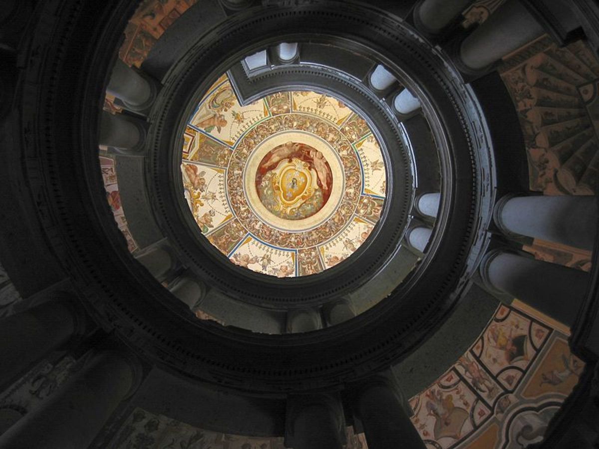 Caprarola Palazzo Farnese, the spiral staircase