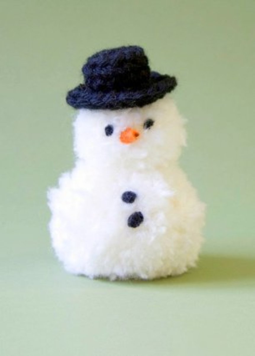 Hoooked – Amigurumi – Yarn Kit – Winter Snowman Jingle