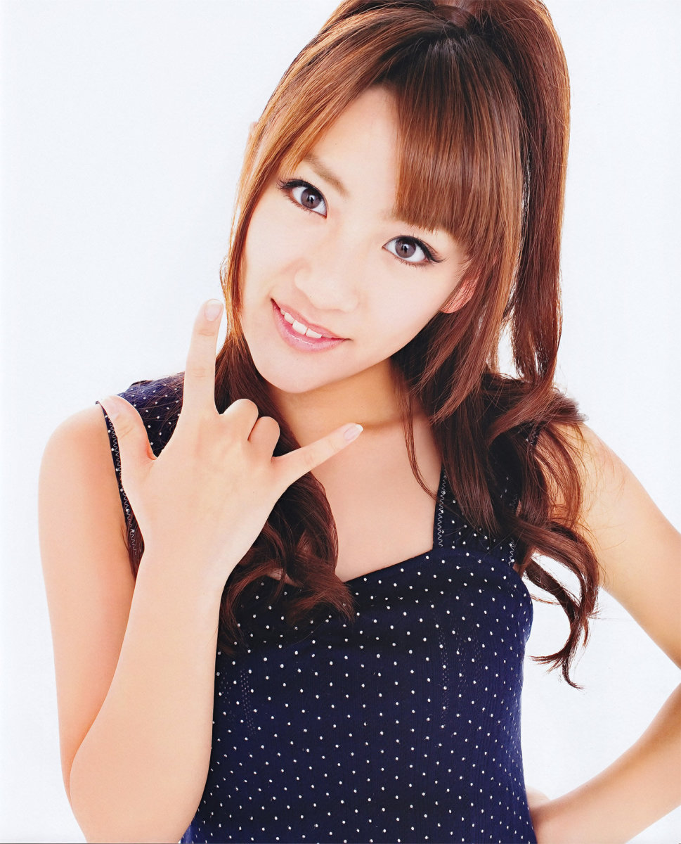 all-about-minami-takahashi-former-member-of-japanese-pop-girl-group-akihabara-48