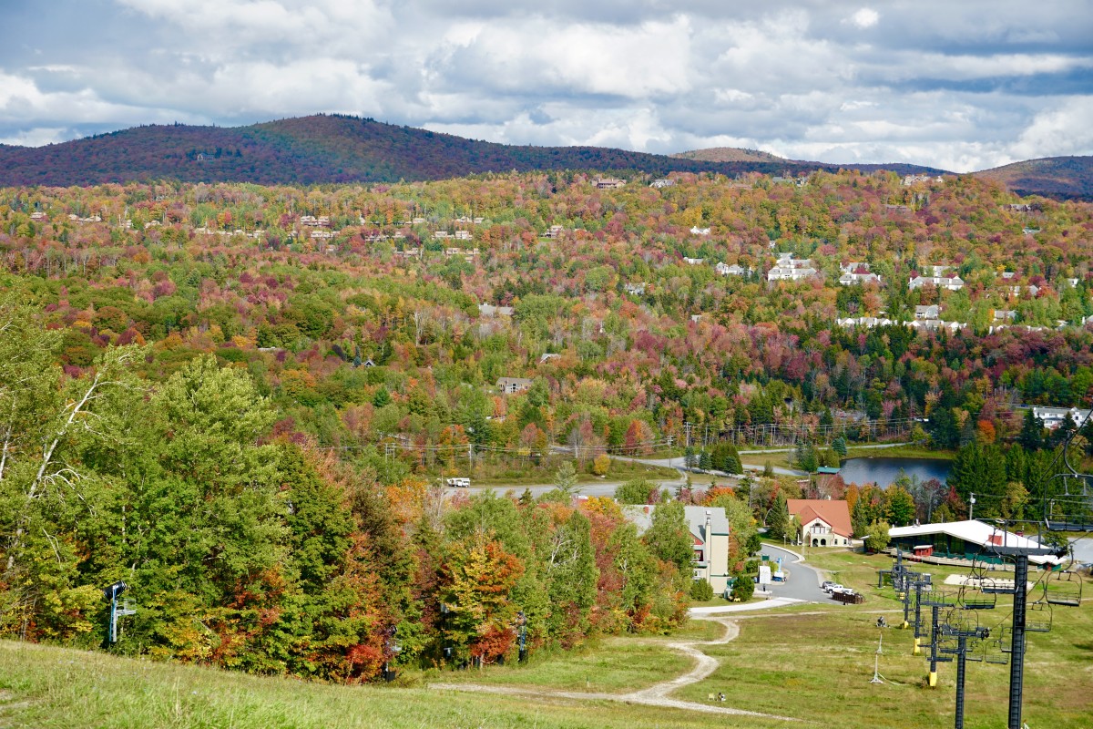 A Fall Foliage Tour of Southern Vermont Including Mount Snow