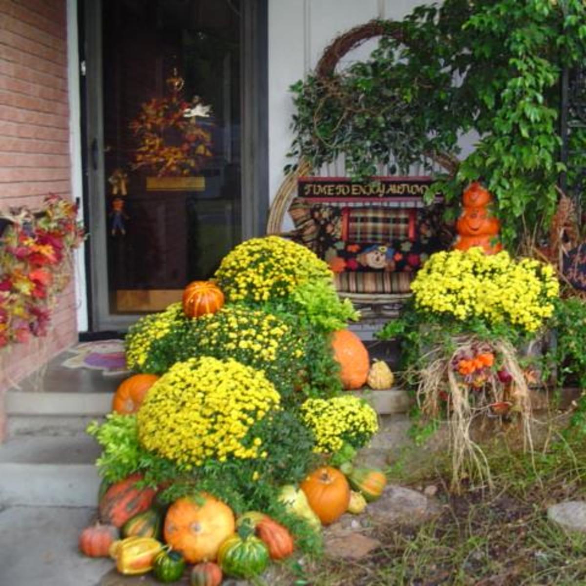 ideas-for-outdoor-fall-decorating