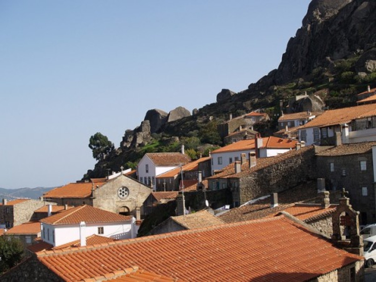 monsanto-the-real-stone-village