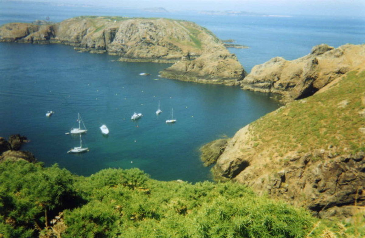 the-car-free-channel-island-of-herm