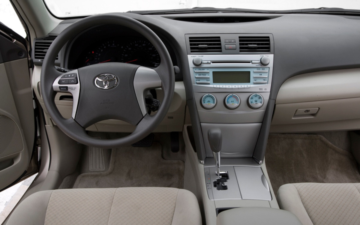 Top 10: Best Car Interiors for 2009 (15-25k) - HubPages