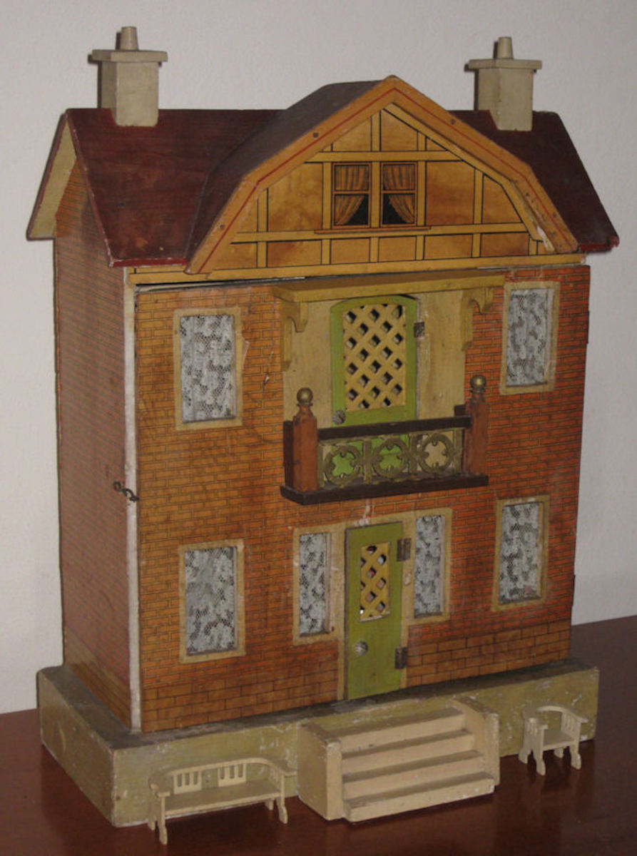 Antique German Dollhouse