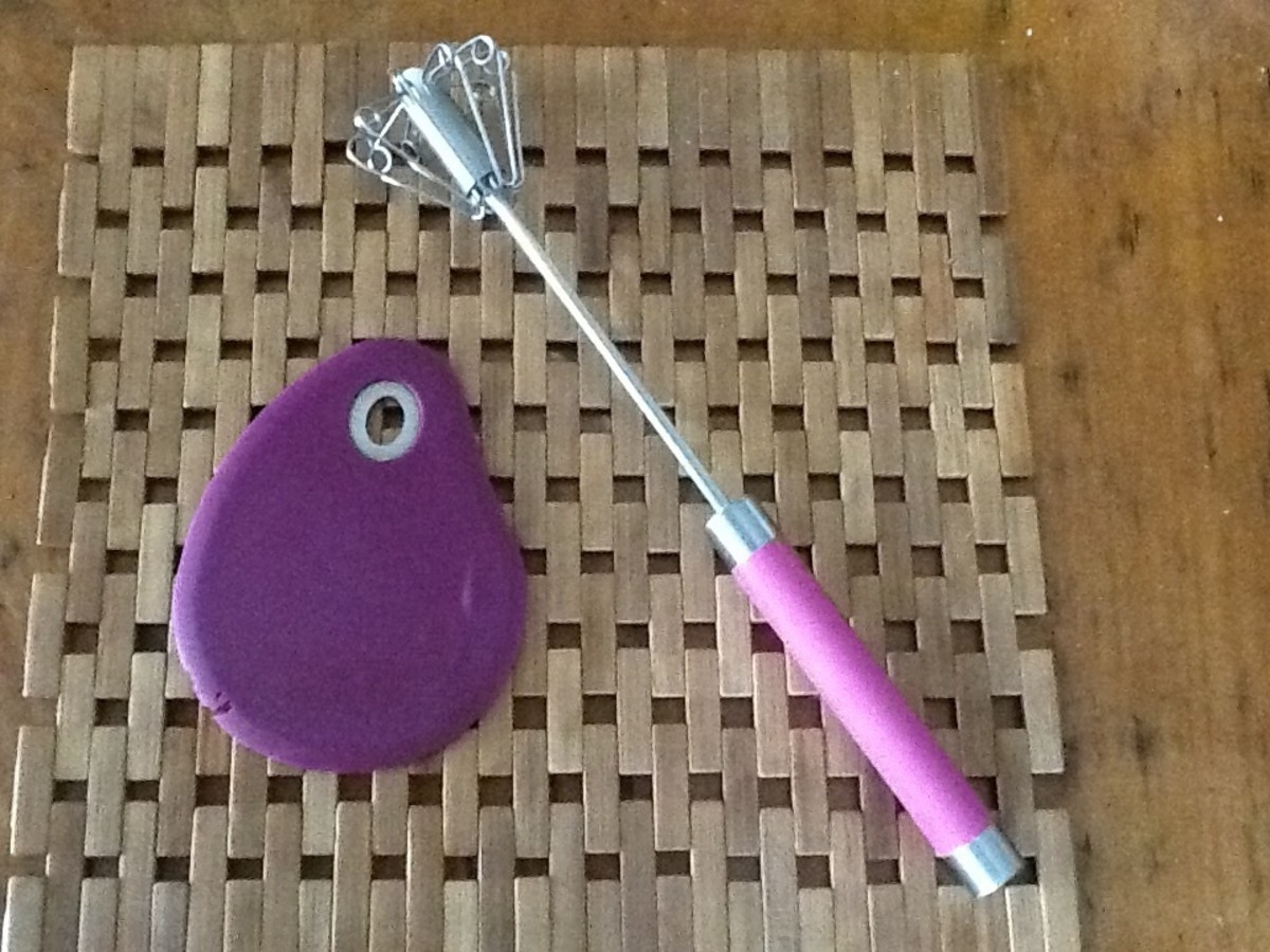 Silicon spatula and the World's best egg beater