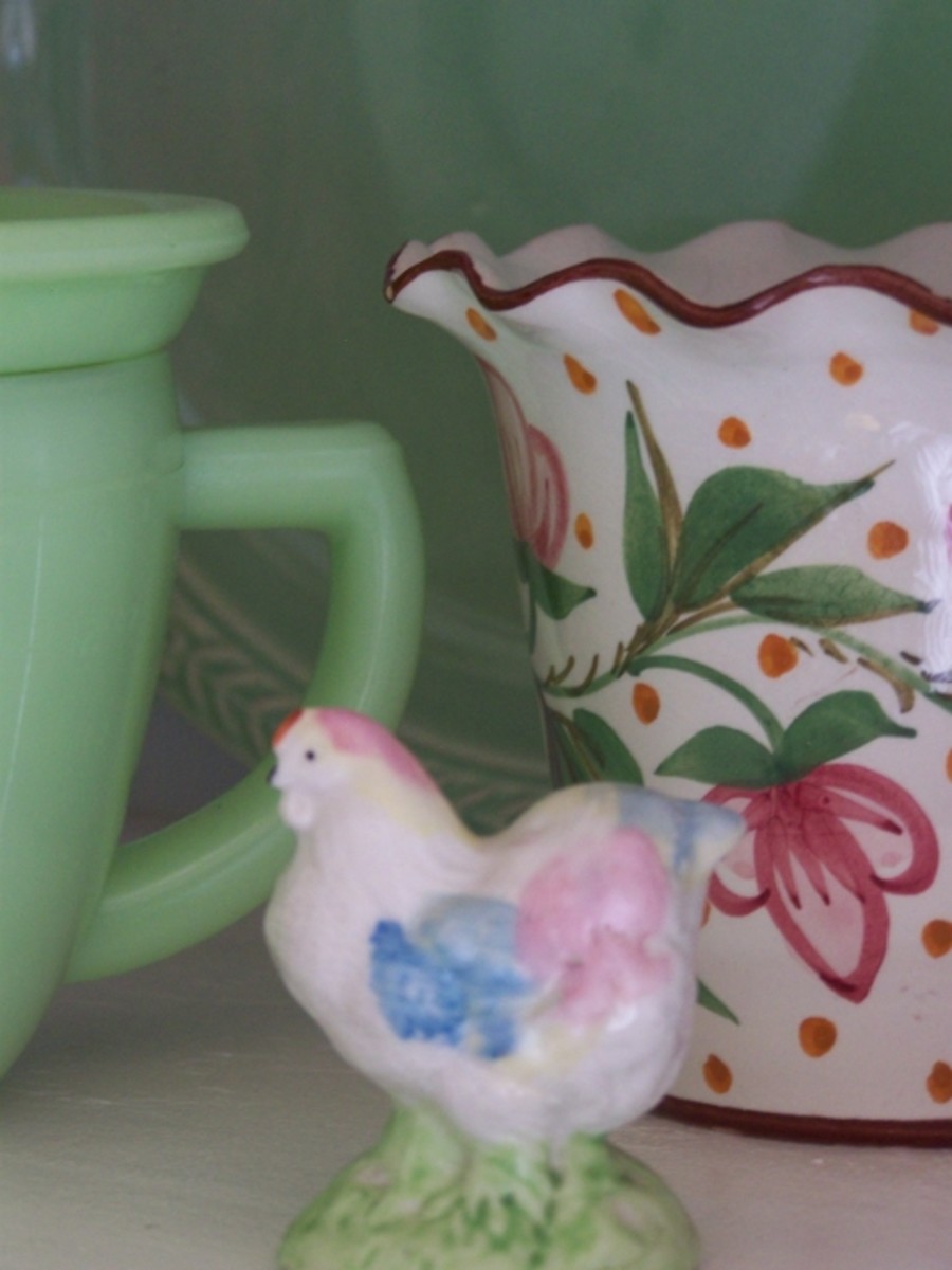 Red and Pink Vase And Chicken