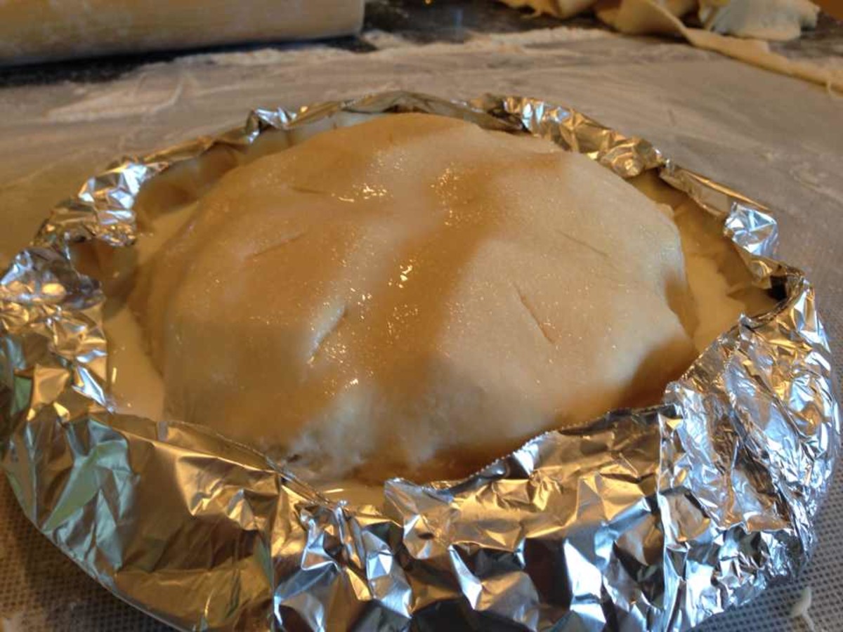 Apple Pie with tin foil crust protector