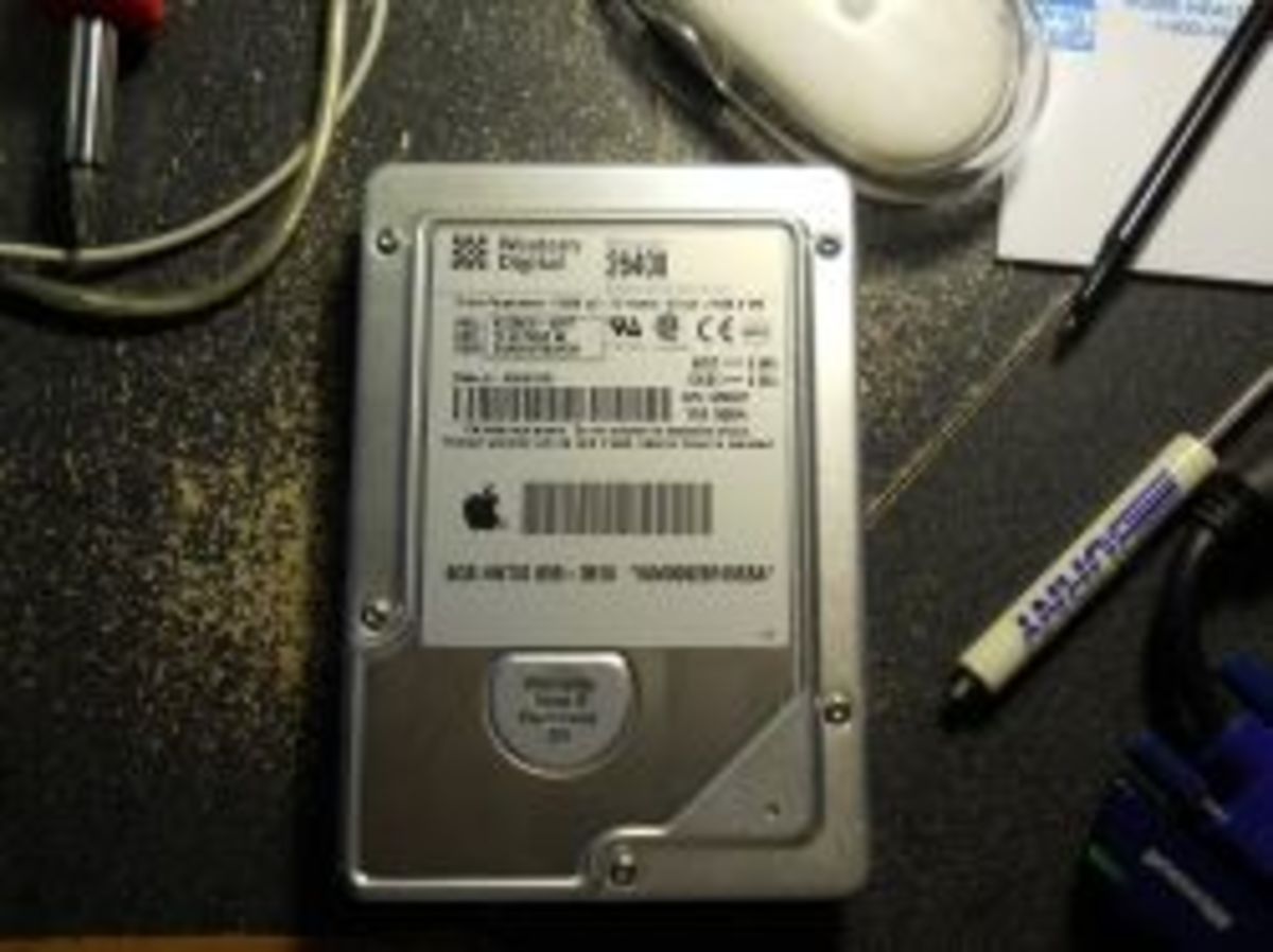 replacing-the-hard-drive-in-an-imac-g3-333mhz-tray-loading-computer