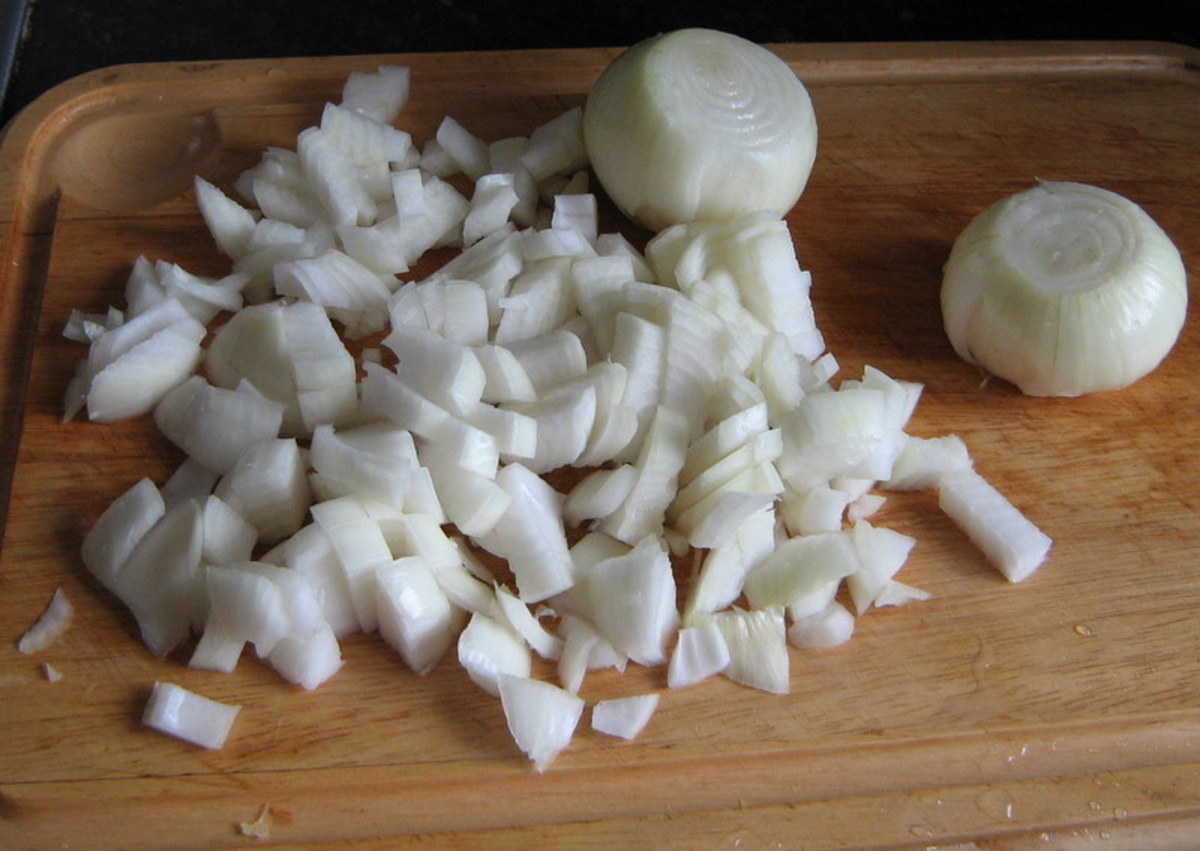 How to Peel and Cut Onions Without Crying HubPages