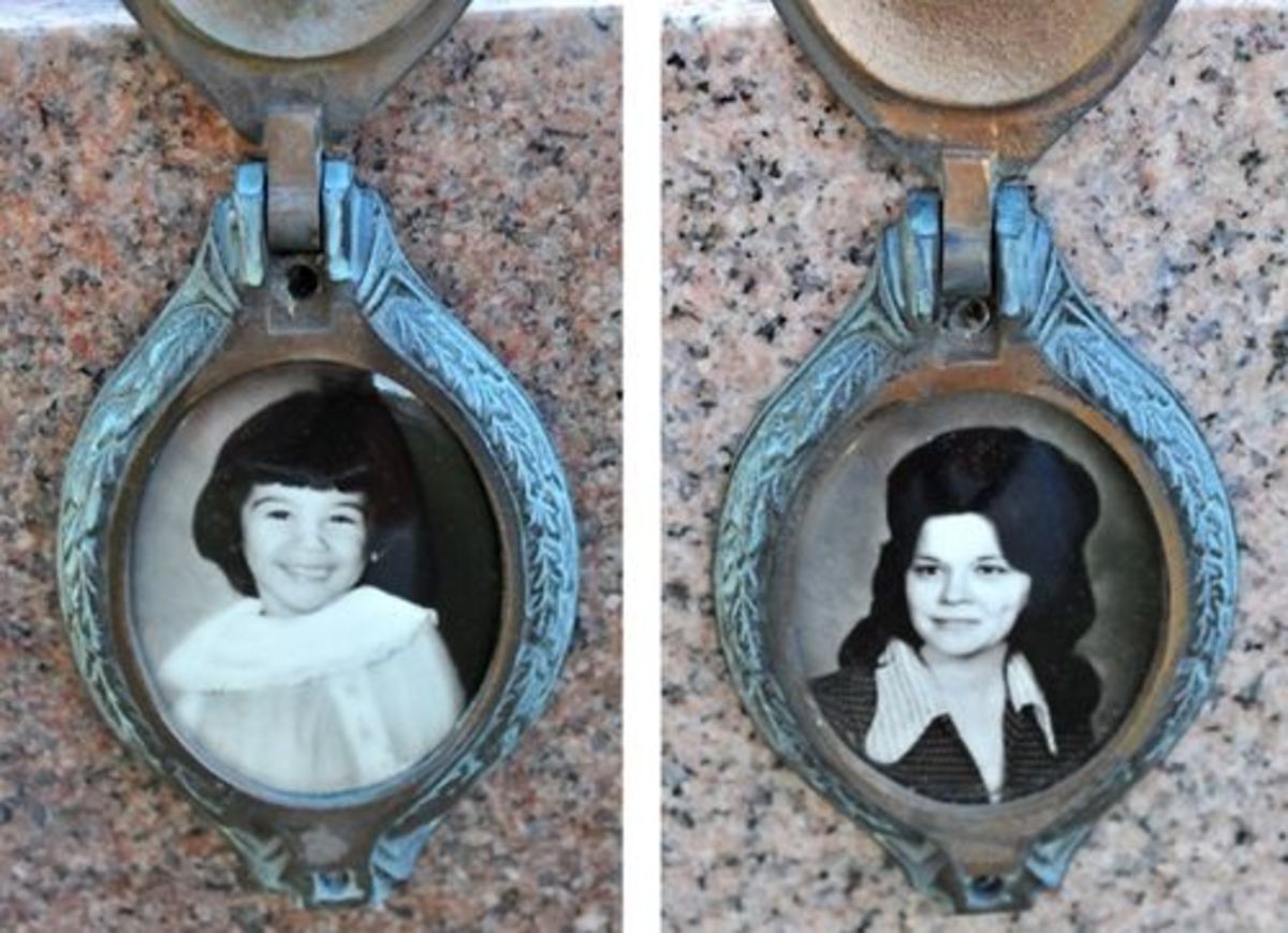 ceramic-tombstone-portraits-a-window-into-our-past