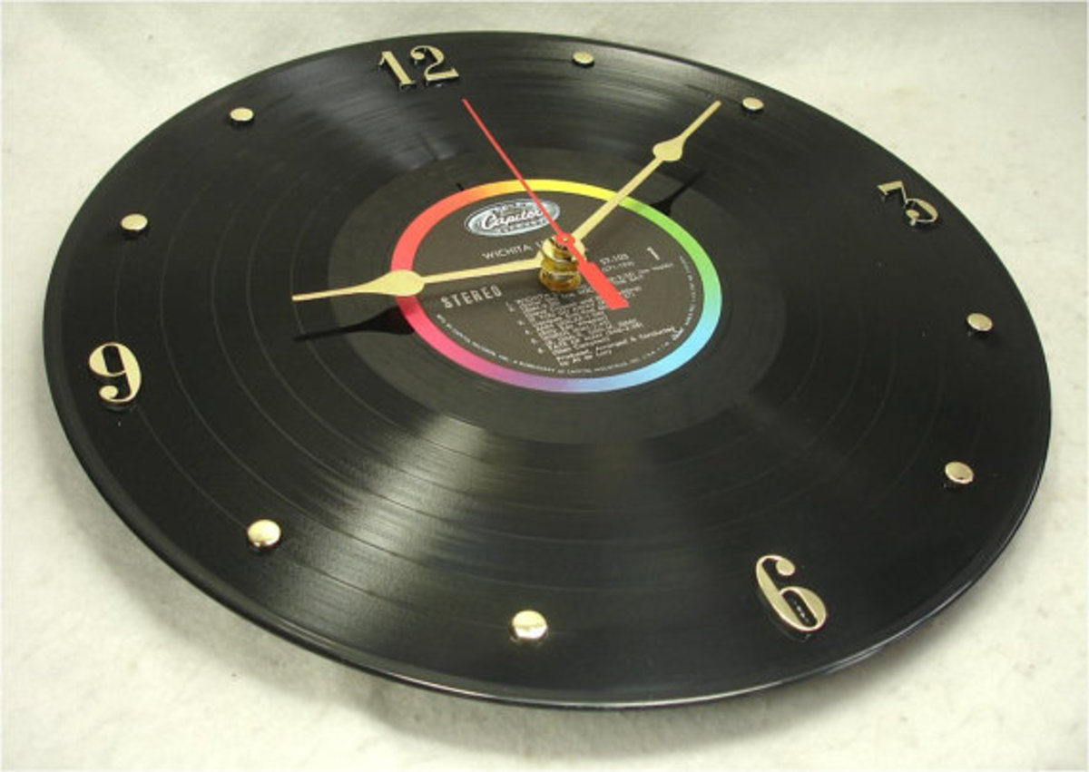 vinyl-record-clocks