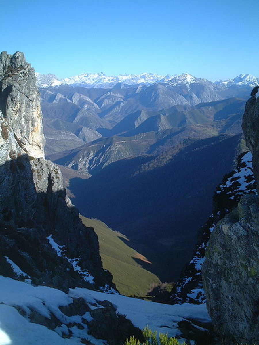 Пиренейские горы