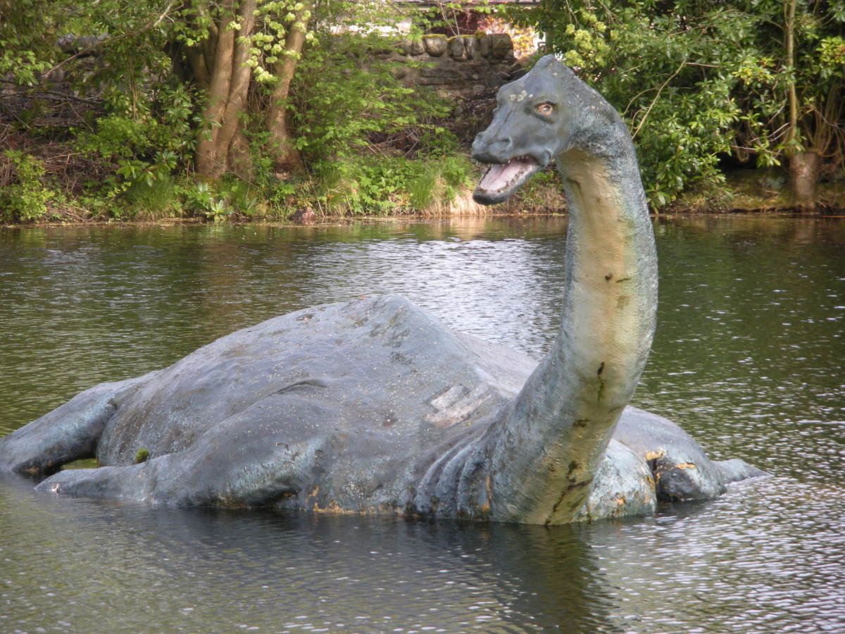 The Loch Ness Monster statue shows visitors to Loch Ness exactly what to look for. This is a close up, but It is also easy to take photos with your friends and family in the frame.