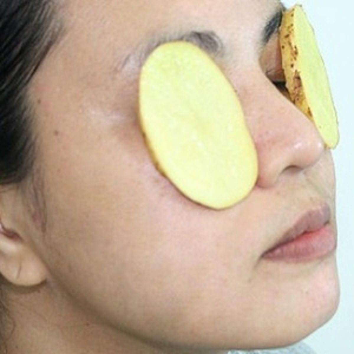 baggy-and-saggy-under-eyes-quick-fixes