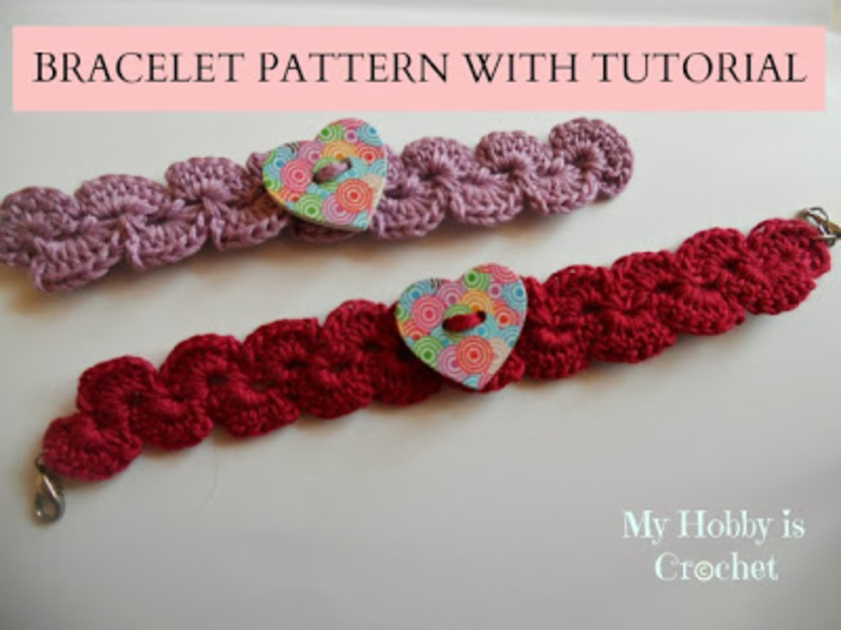 Crochet Bracelet with Heart Button