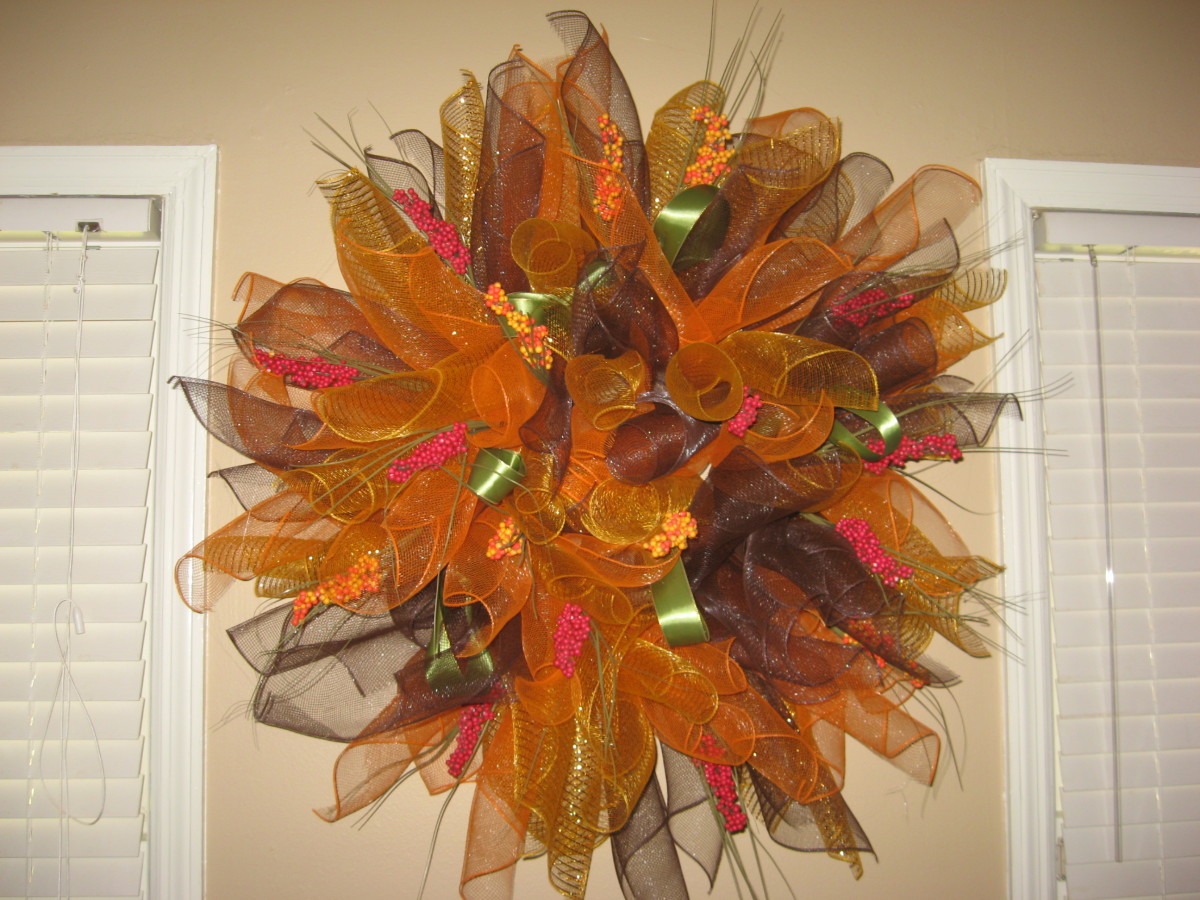 How To Cut Mesh For A Wreath