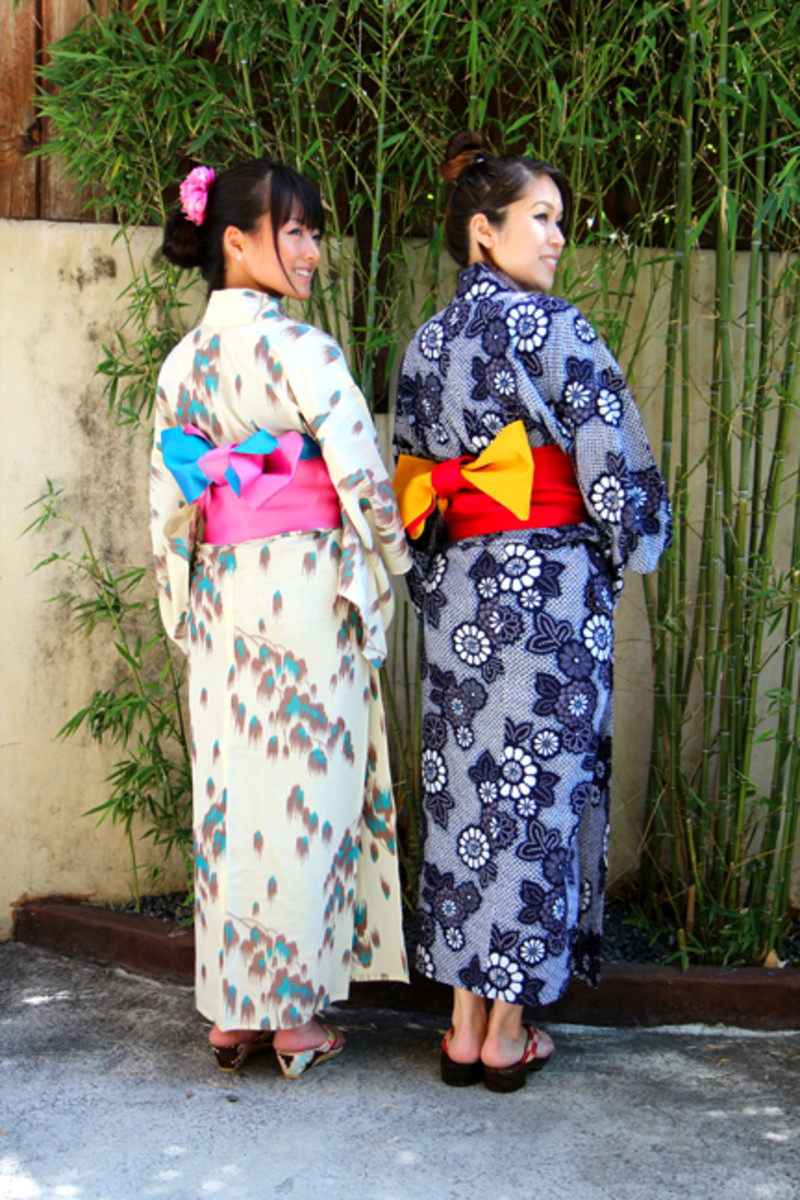 kimonos-and-other-traditional-japanese-clothing