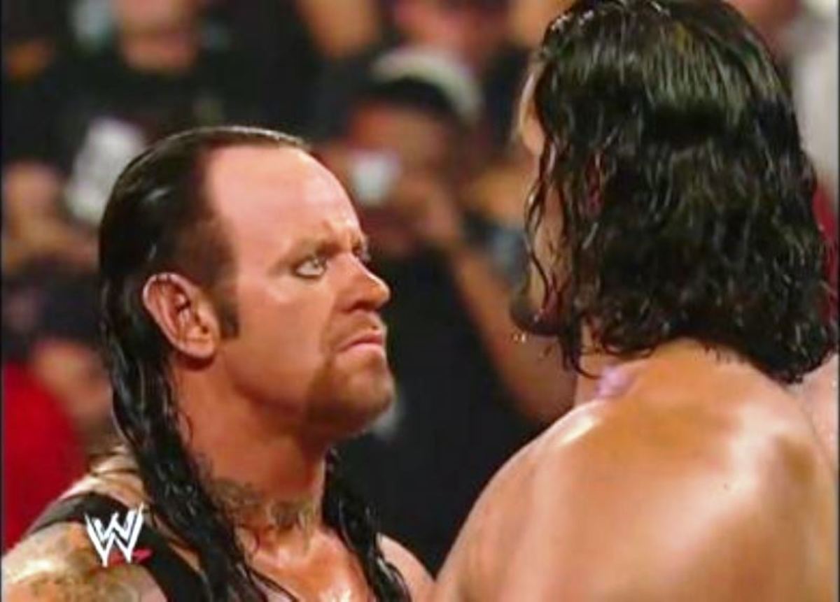 The Undertaker vs. The Great Khali.