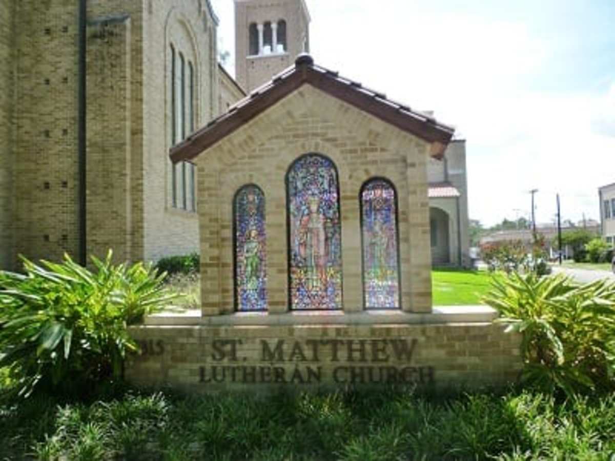 Exterior photo of the church grounds