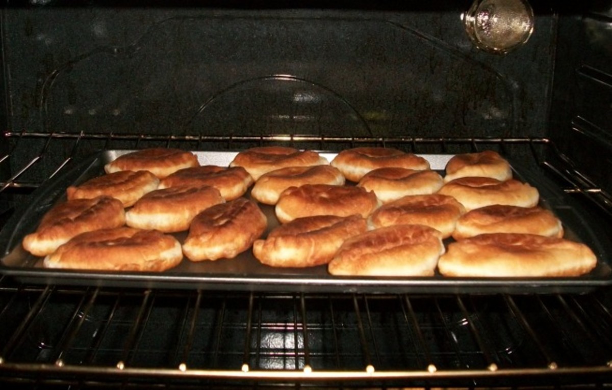After frying pirozhki, I put them for several minutes into oven for crispiness. 
