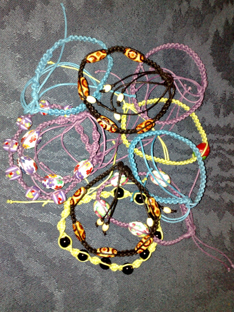 make-a-hemp-bracelet