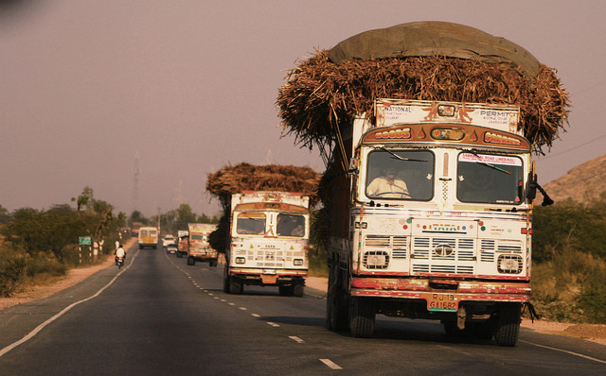 driving-in-india