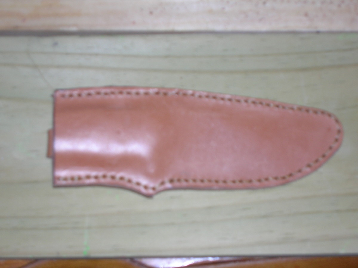 Leathercraft - How To Make a Custom Wet-Molded Leather Knife Sheath Tutorial