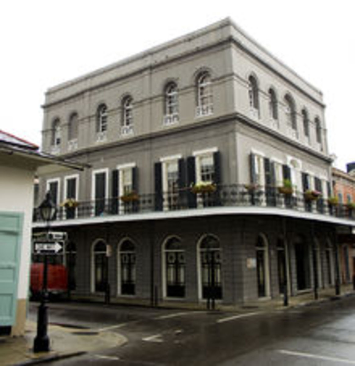 american-ghost-stories-part-i-new-orleans-lalaurie-mansion