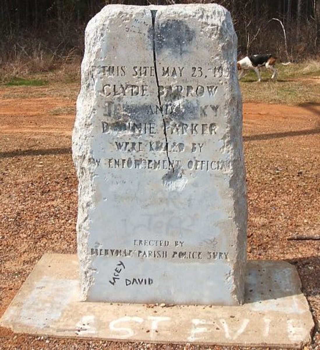 Site marker at death scene Gibsland, Texas