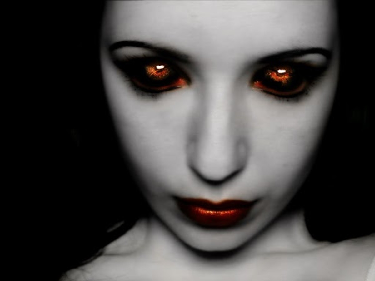 Pic of real ghost girl with red eyes and lips