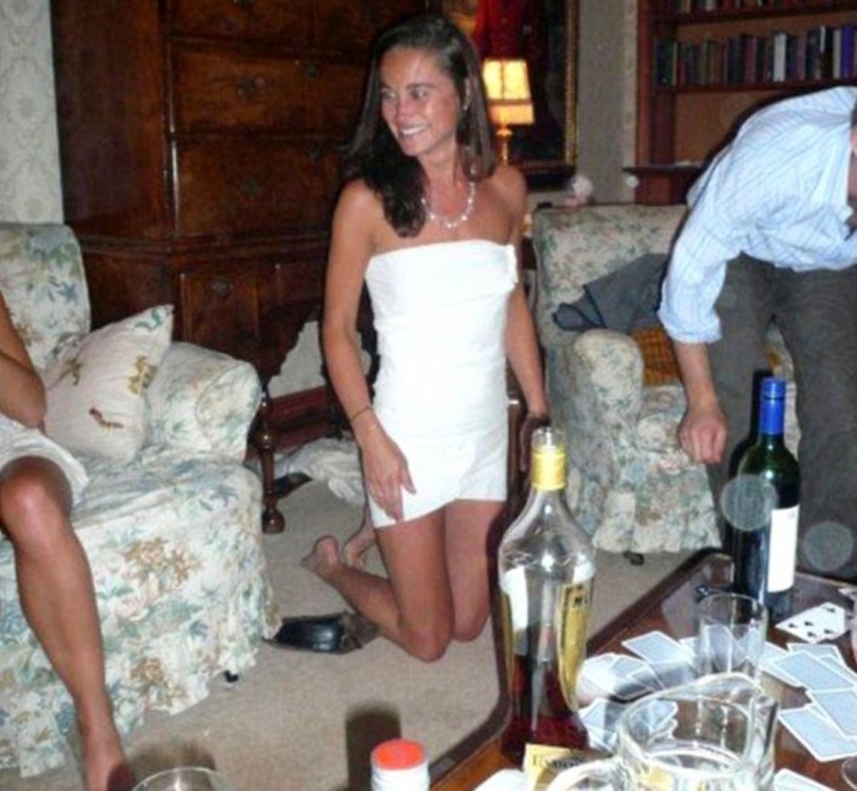 Pippa Middleton wrapped up in toilet paper