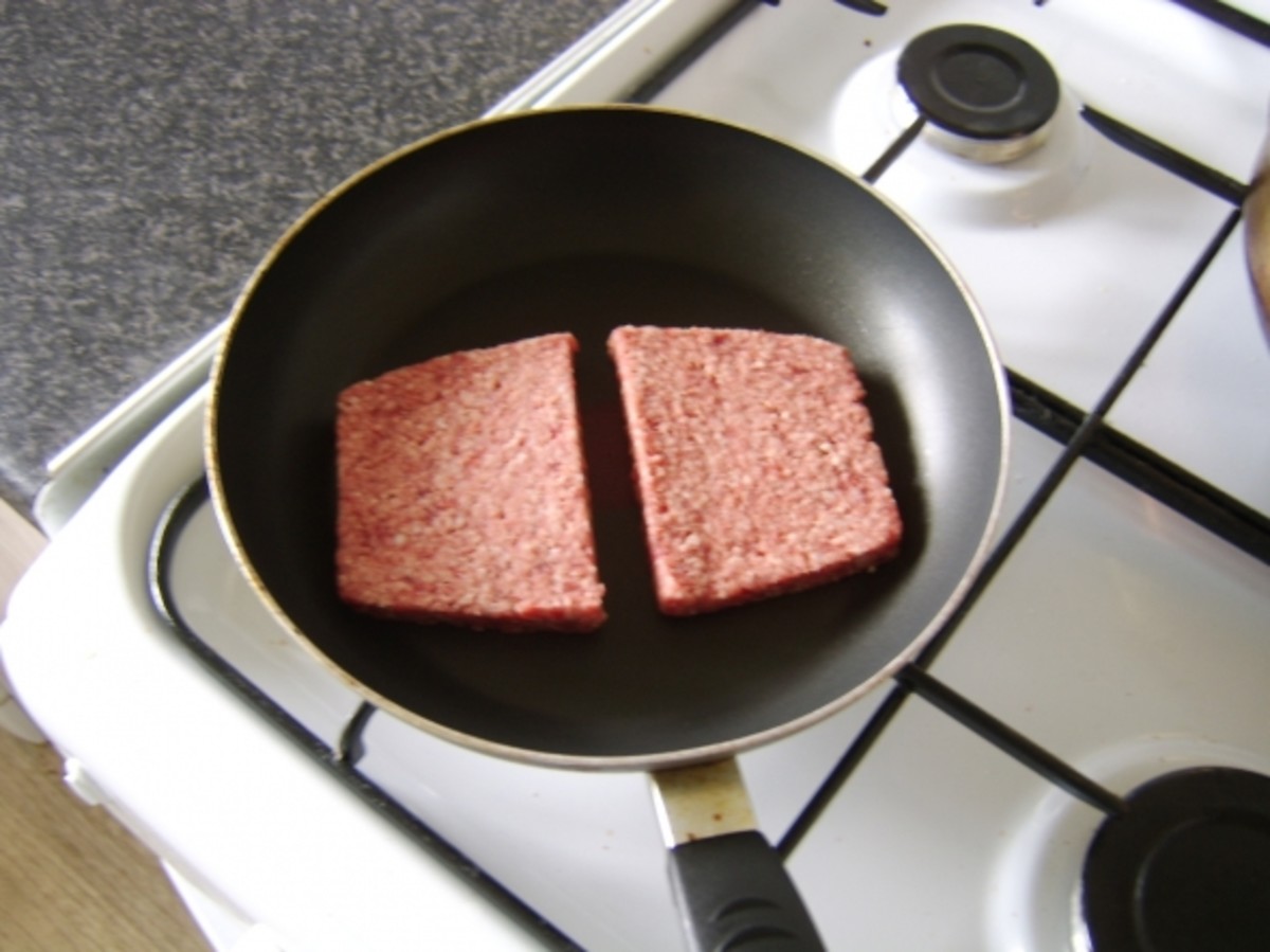 Lorne sausages added to a dry, cold frying pan