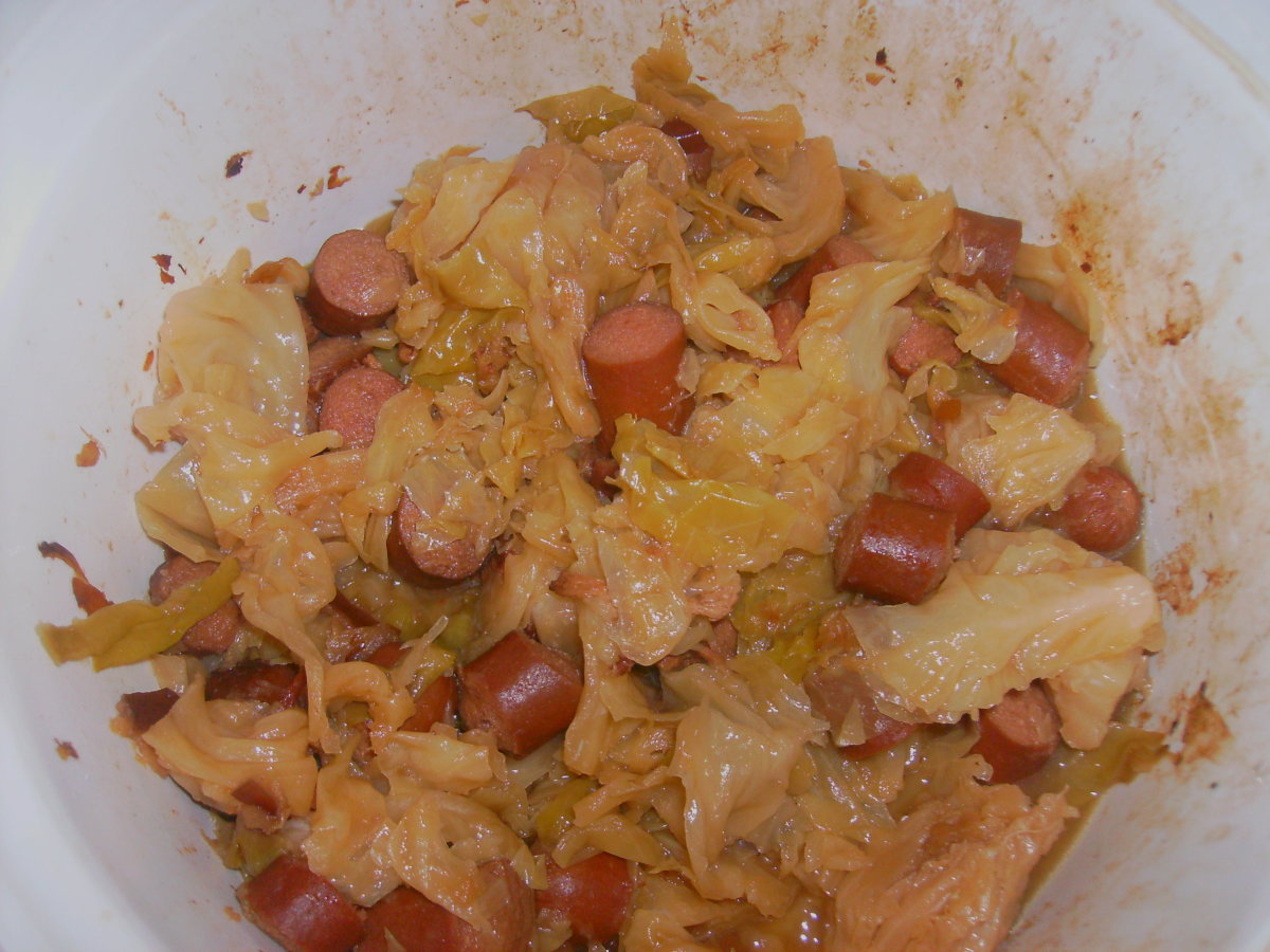 Make cooked cabbage and hot dogs at home with this easy-to-follow slow cooker recipe. 