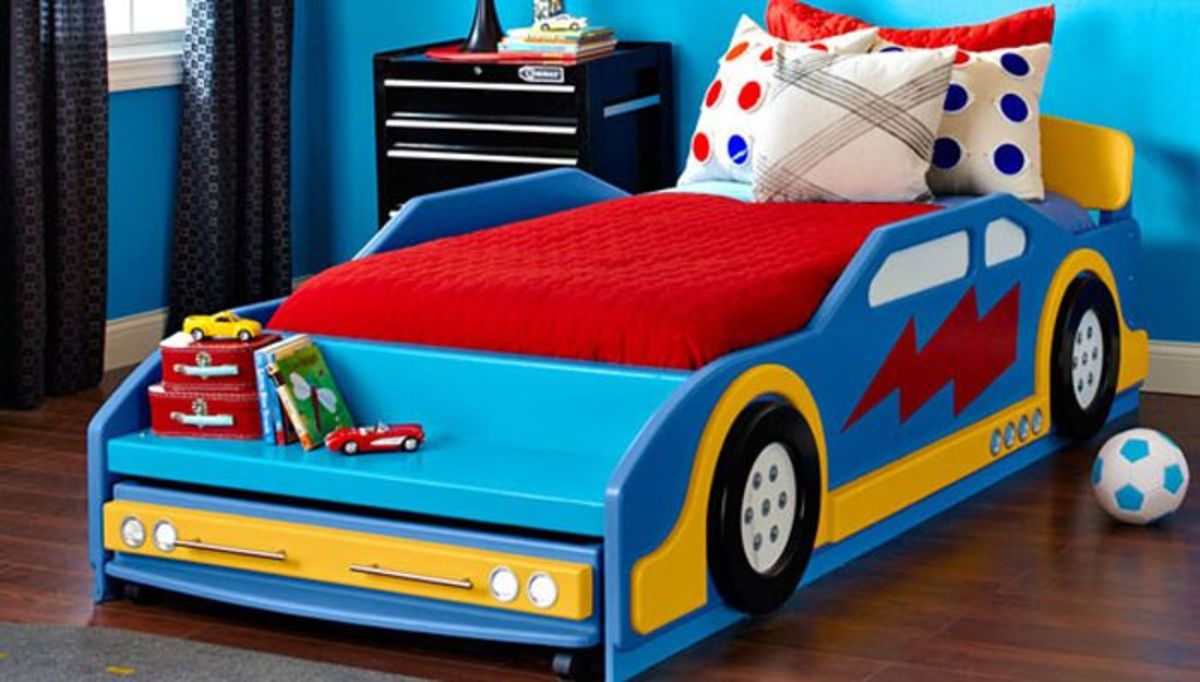 race-car-kids-bedroom-decor