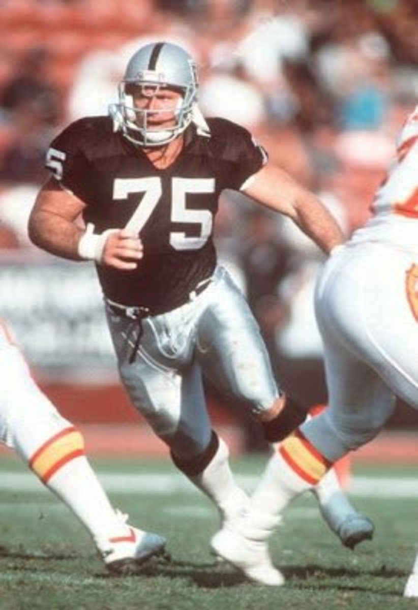 2 Howie Long, Top 10 Raiders All Time