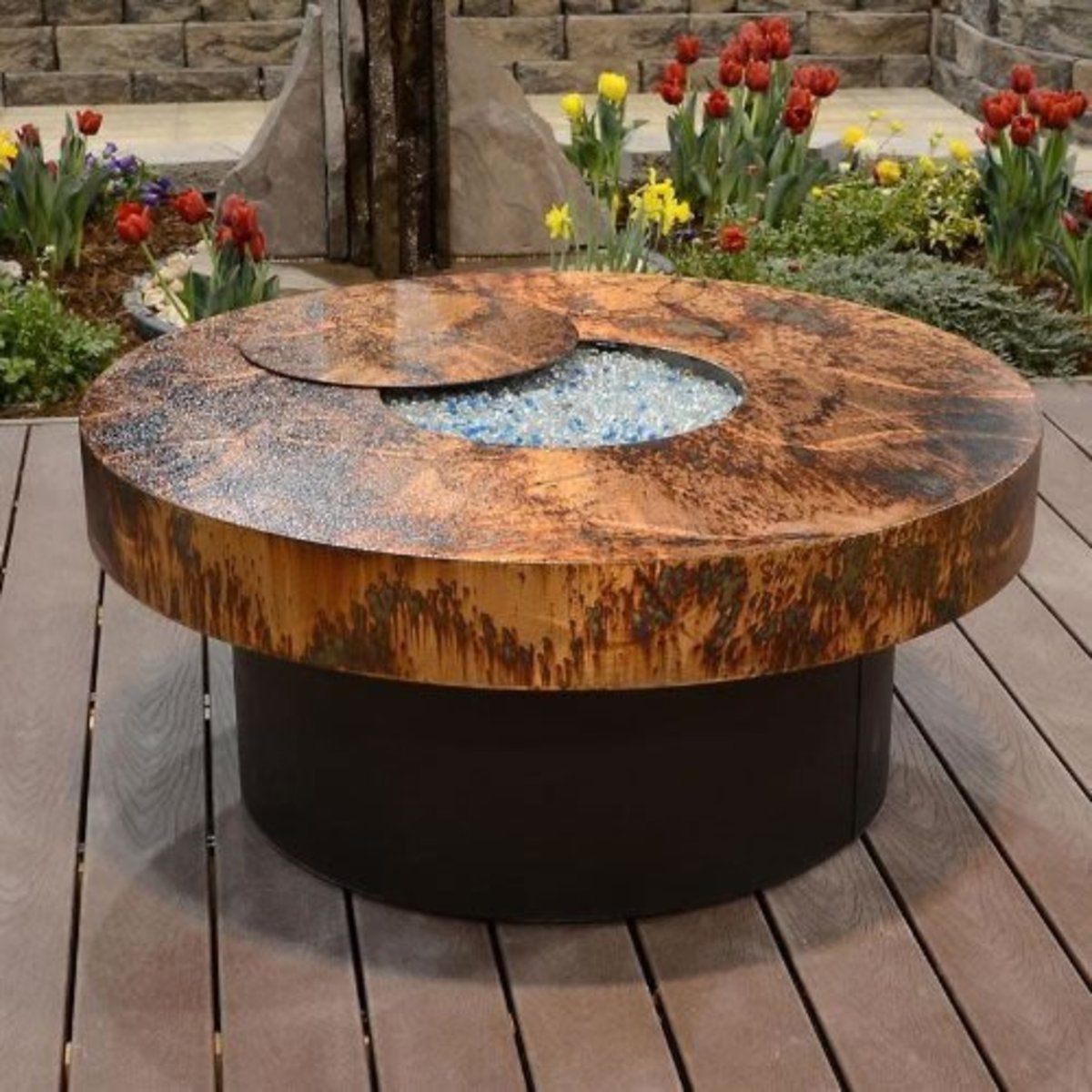 Circular chat table with matching fire pit cover