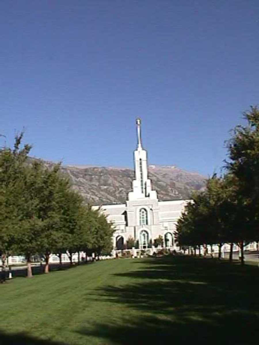 This is the Mount Timpanogos Temple.