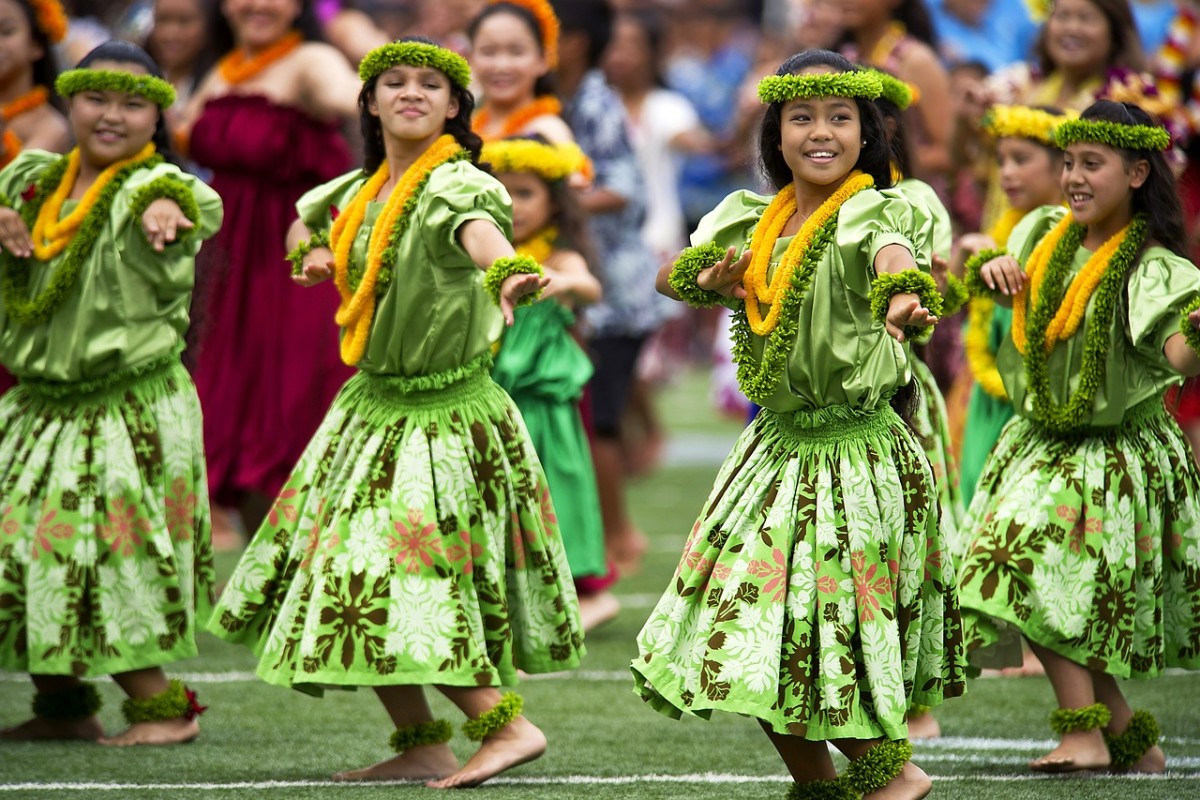 History of Hawaiian Traditional Hula Dance