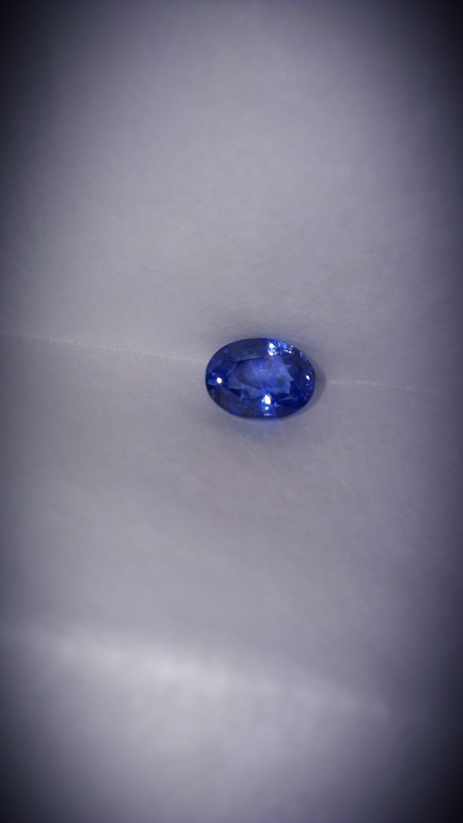 Benefits of Blue Sapphire Gemstone
