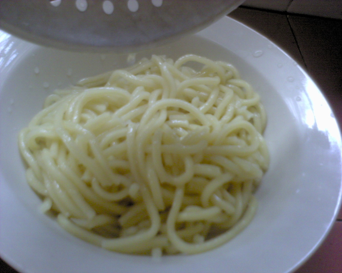 transfer the cooked noodles to individual bowl