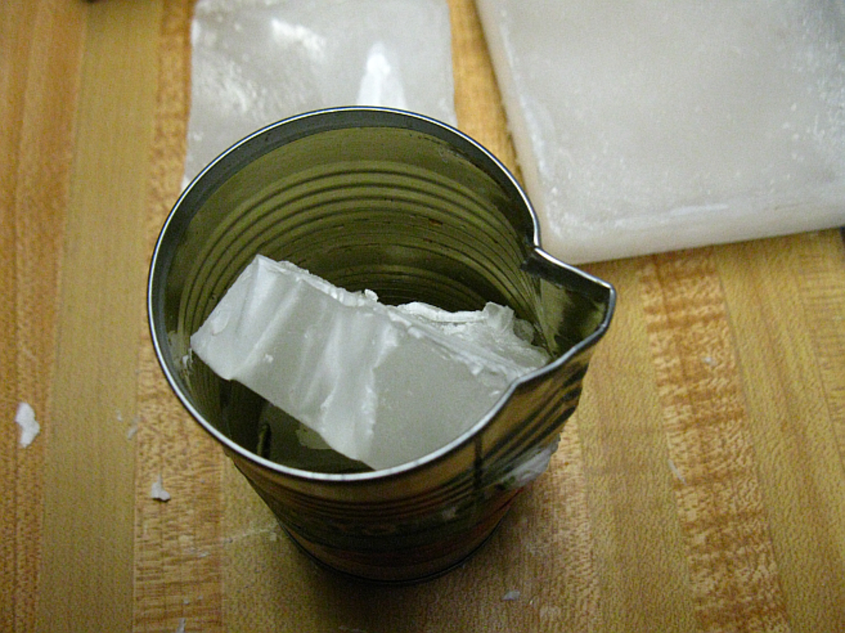 put wax into tin can